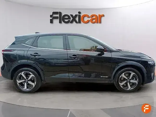 Usado Nissan Qashqai Acenta 190 CV (139 kW) 2024 Negro SUV