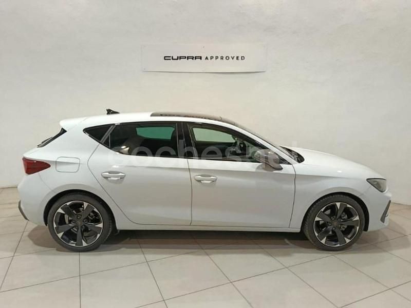 Usado Cupra Leon 150 CV (110 kW) 2024 Blanco Familiar