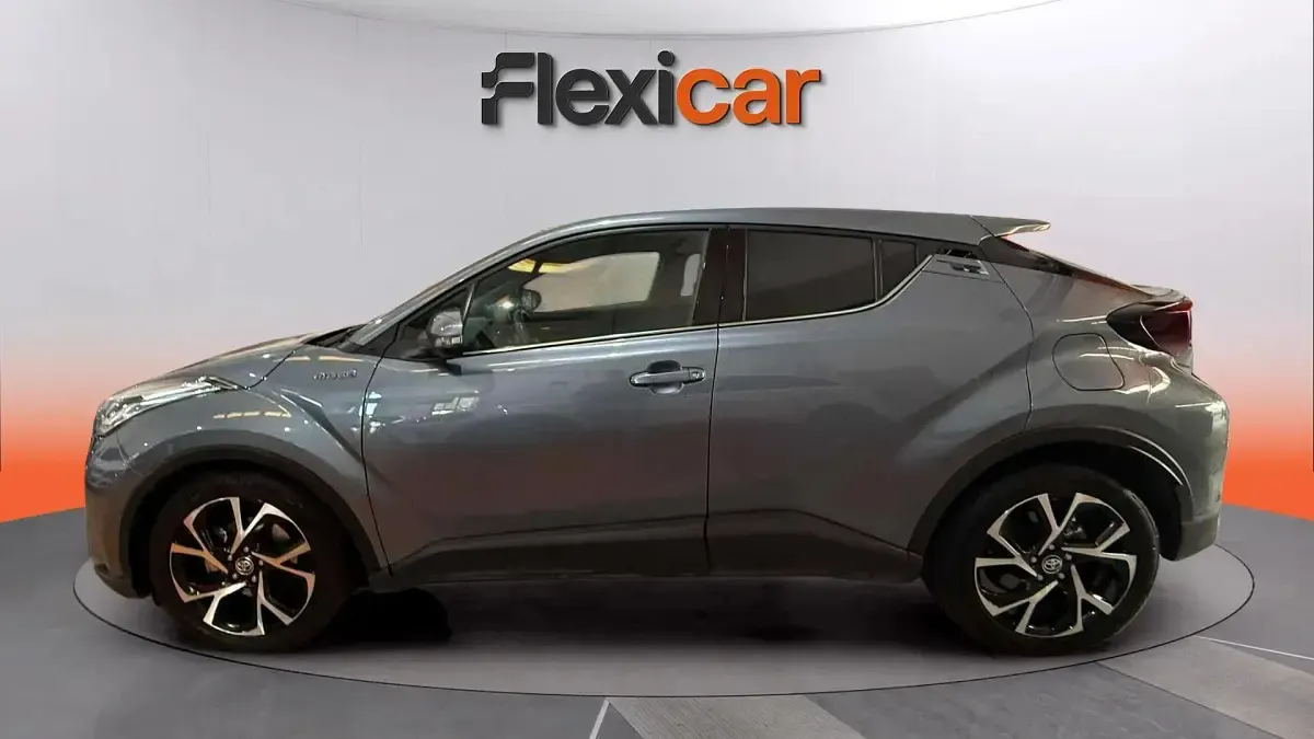 Usado Toyota C-HR Active 122 CV (89 kW) 2021 Gris SUV