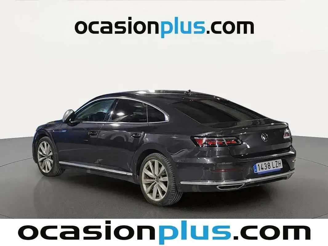 Usado VW Arteon Elegance 218 CV (160 kW) 2022 Gris Coupe