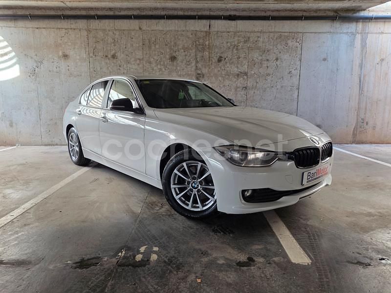 Blanco Usado 2013 BMW 320 Efficient Dynamics Berlina | 12.680 € (Precio justo) - Imagen 1/4