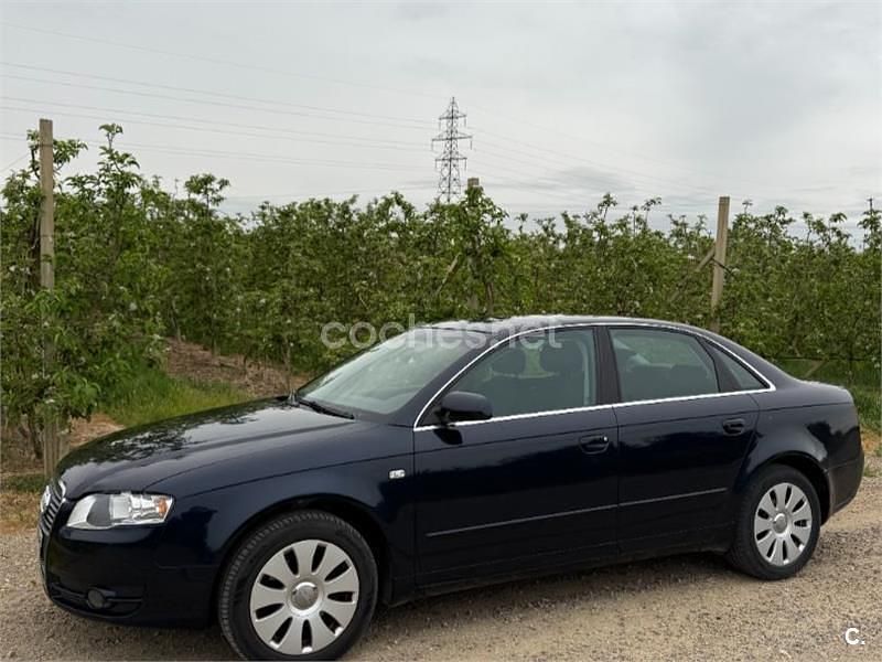 Usado Audi A4 130 CV (95 kW) 2006 Negro Berlina