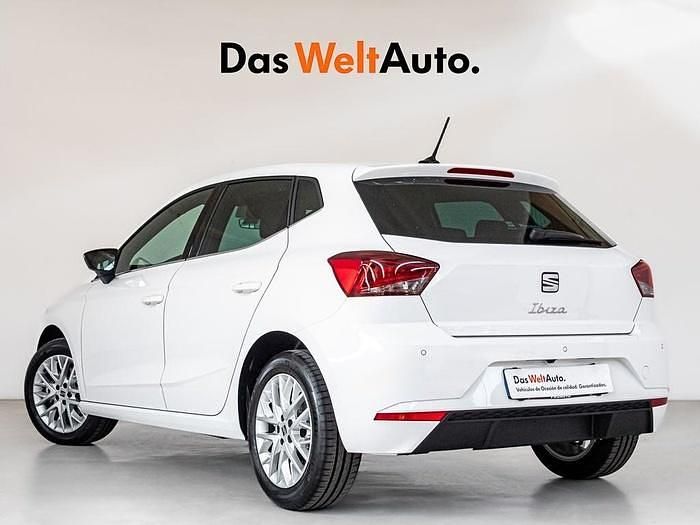 Blanco Nuevo 2025 Seat Ibiza XCELLENCE Berlina | 19.200 € (Precio justo) - Imagen 1/4