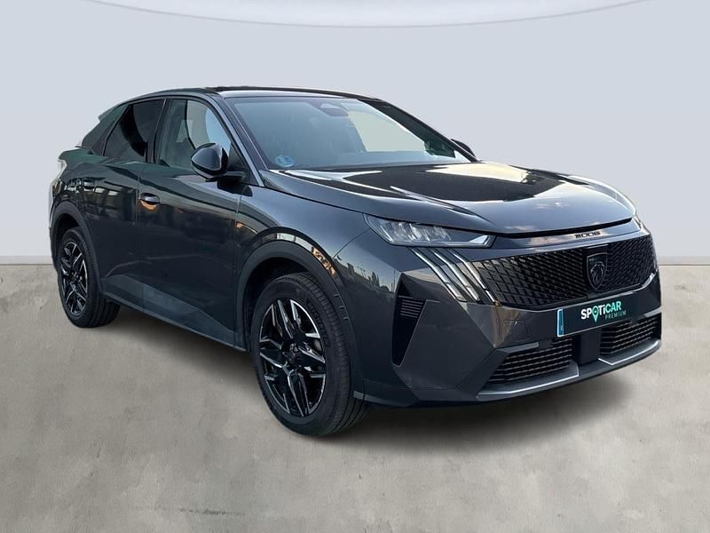 Usado Peugeot 3008 Allure 145 CV (106 kW) 2024 Gris SUV