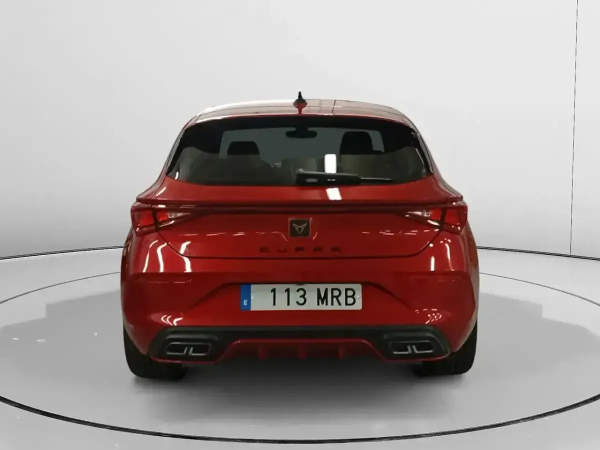 Usado Cupra Leon 150 CV (110 kW) 2024 Rojo Berlina