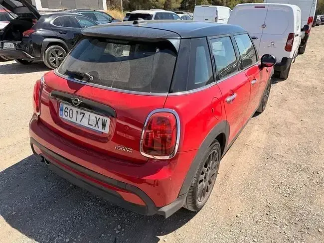 Usado Mini Cooper 136 CV (100 kW) 2022 Rojo Utilitario