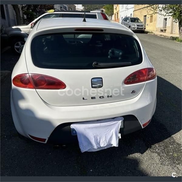 Usado Seat Leon FR 170 CV (125 kW) 2008 Blanco Utilitario