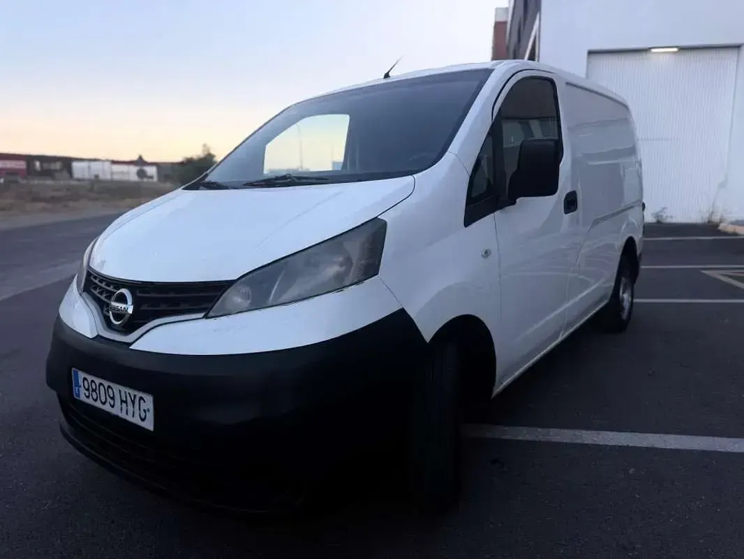 Usado Nissan NV200 90 CV (66 kW) 2014 Blanco Monovolumen