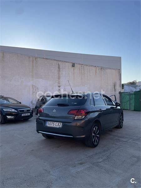 Begagnad Citroën C4 Live 120 HK (88 kW) 2017 Grå Sedan
