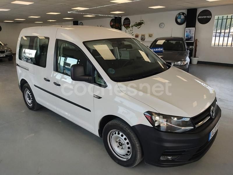Usado VW Caddy Edition 102 CV (75 kW) 2019 Blanco Monovolumen
