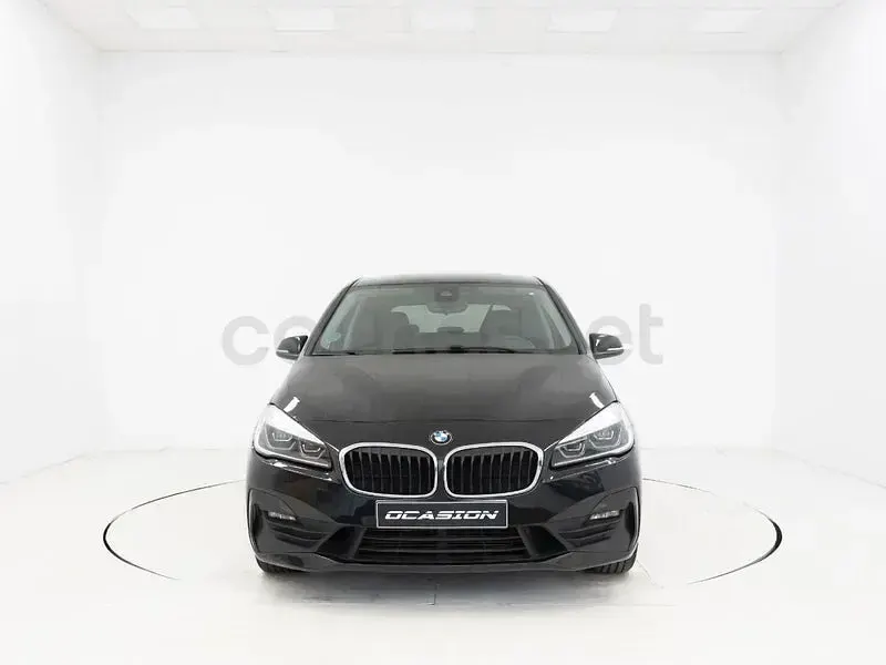 Usado BMW 218 Comfort Edition 150 CV (110 kW) 2021 Negro Familiar