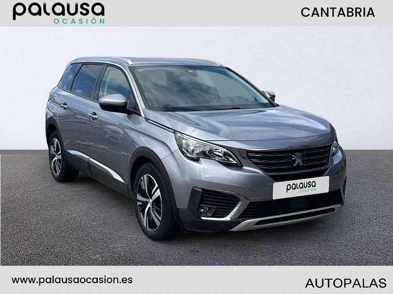 Usado Peugeot 5008 Allure 121 CV (88 kW) 2017 Gris Monovolumen