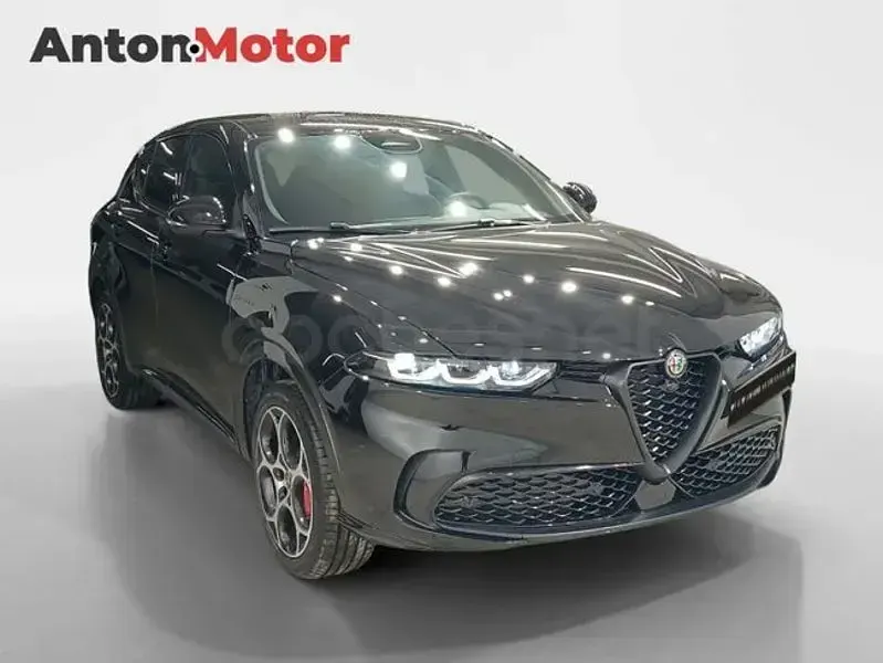 Usado Alfa Romeo Tonale Veloce 280 CV (205 kW) 2025 Negro SUV