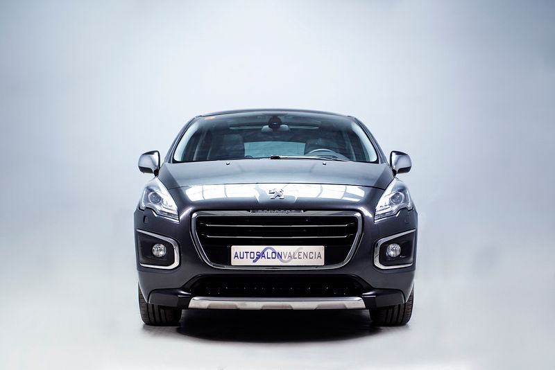 Usado Peugeot 3008 Allure 150 CV (110 kW) 2014 Gris Familiar