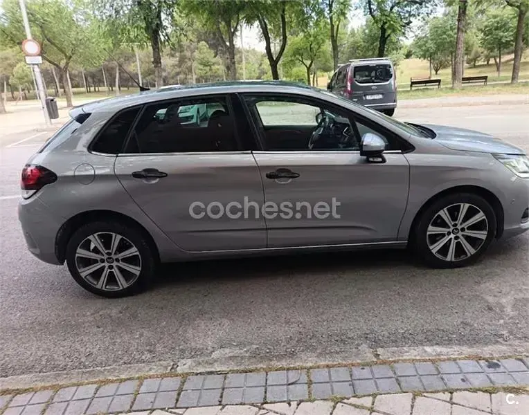 Usado Citroën C4 PureTech 130 CV (95 kW) 2017 Gris / plata Berlina