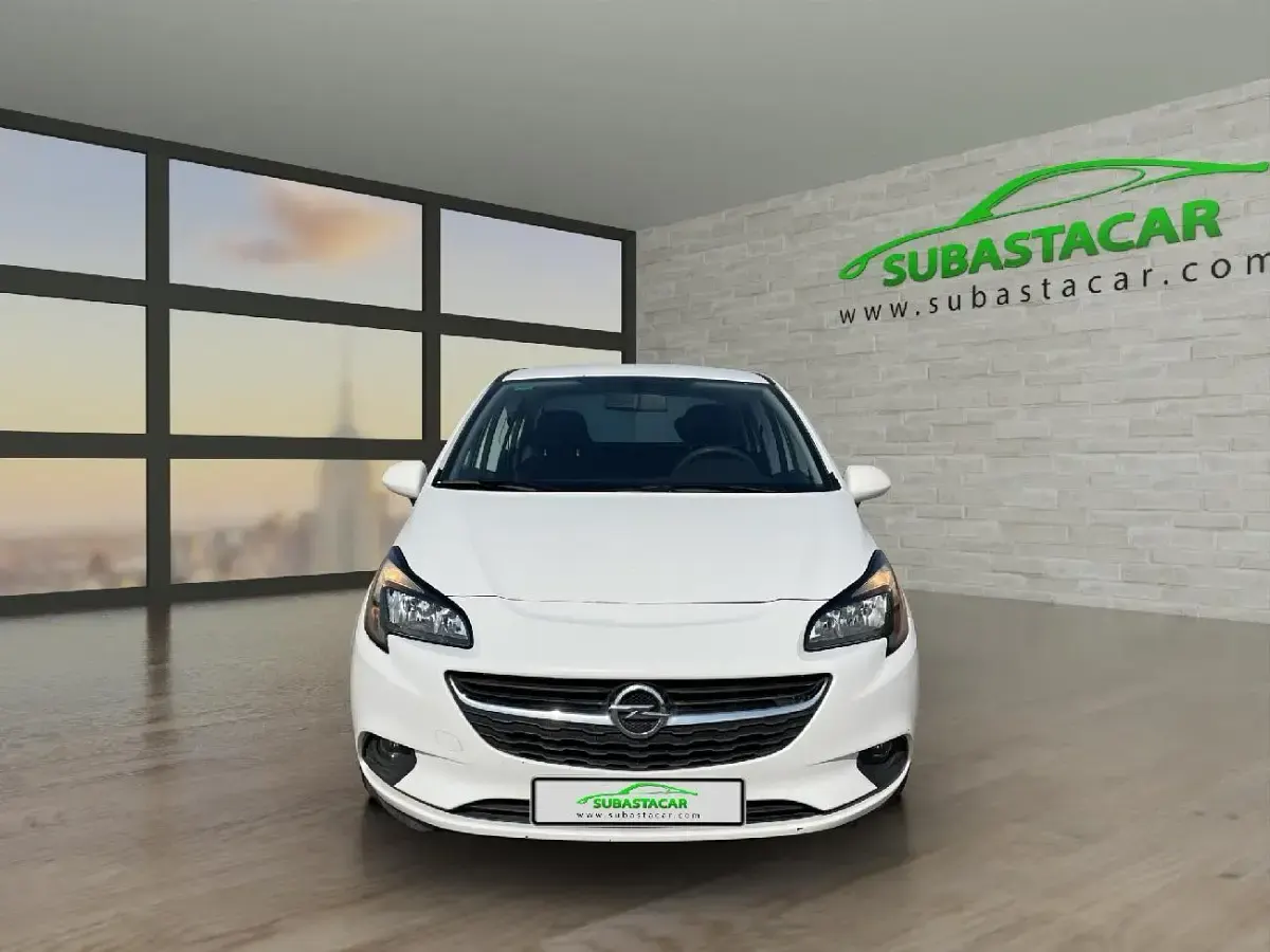 Usado Opel Corsa Expression 75 CV (55 kW) 2017 Blanco Utilitario