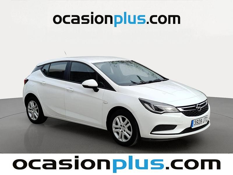 Usado Opel Astra Selective 105 CV (77 kW) 2016 Blanco