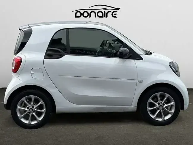 Usado Smart ForTwo Coupé 90 CV (66 kW) 2019 Blanco Coupe