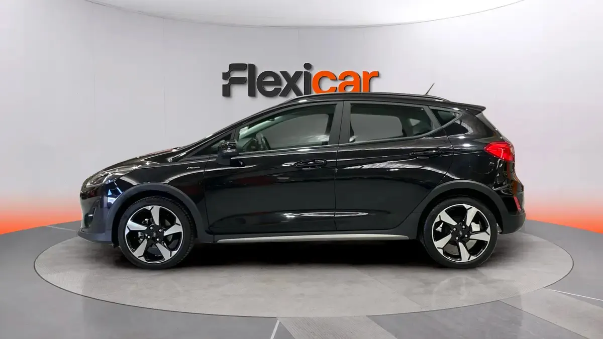 Usado Ford Fiesta Active 125 CV (91 kW) 2021 Negro Utilitario