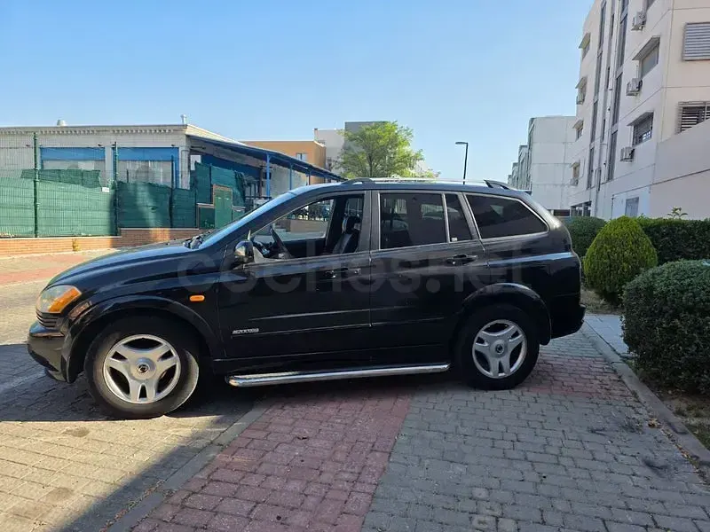 Usado SsangYong Kyron Limited 141 CV (103 kW) 2007 Negro SUV