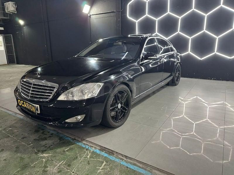 Usado Mercedes S500L 388 CV (285 kW) 2007 Negro Berlina