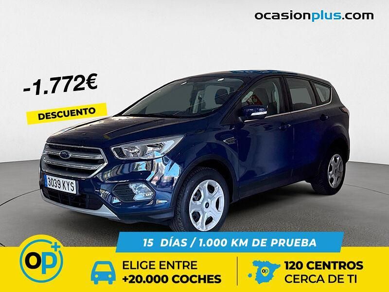 Usado Ford Kuga Trend+ 120 CV (88 kW) 2019 Azul SUV