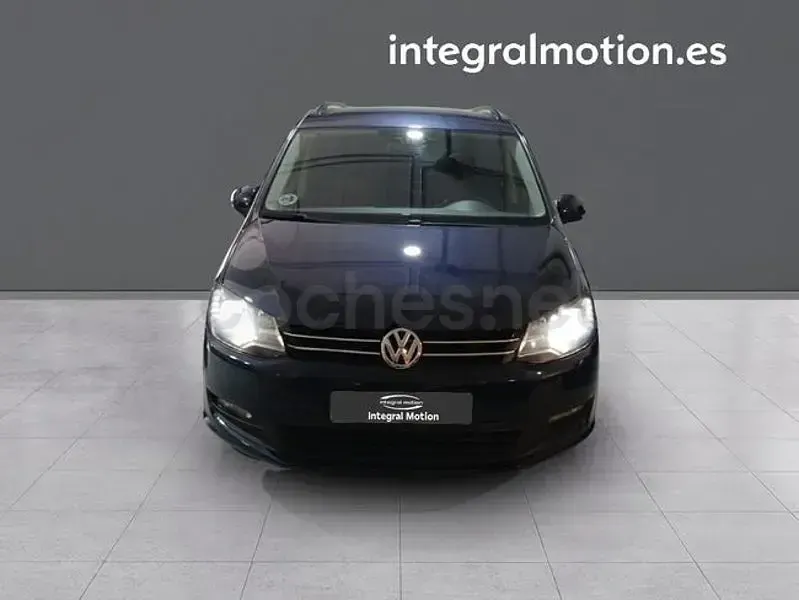 Usado VW Sharan Advance 140 CV (102 kW) 2015 Negro Monovolumen
