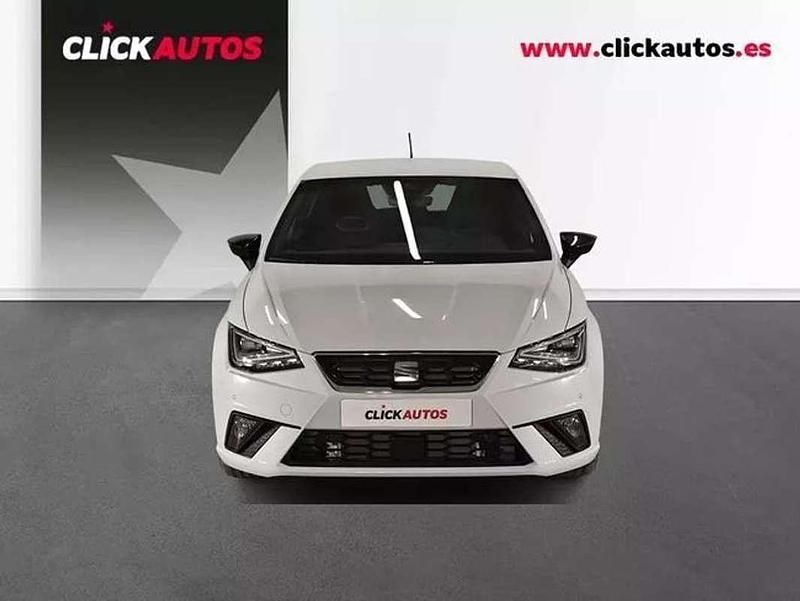 Usado Seat Ibiza FR 116 CV (85 kW) 2025 Blanco Utilitario