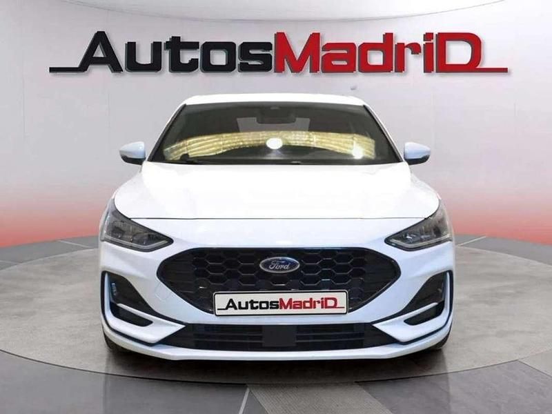 Usado Ford Focus ST-Line 126 CV (92 kW) 2022 Blanco Berlina