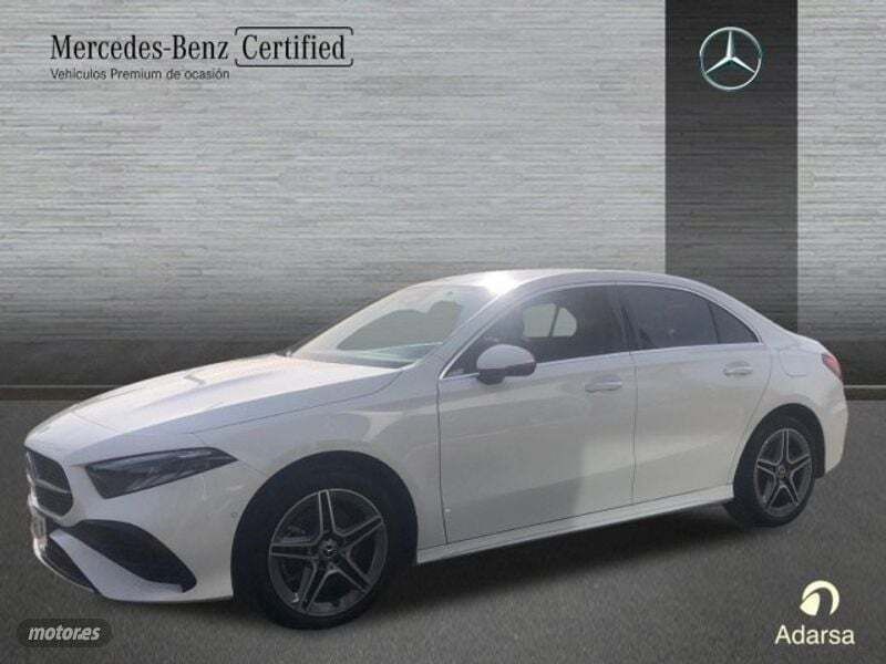 Blanco Usado 2023 Mercedes A250 AMG line Berlina | 34.900 € (Precio justo) - Imagen 1/4
