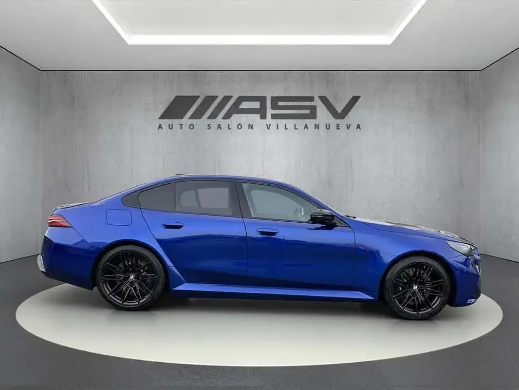 Usado BMW M5 727 CV (534 kW) 2025 Azul Berlina