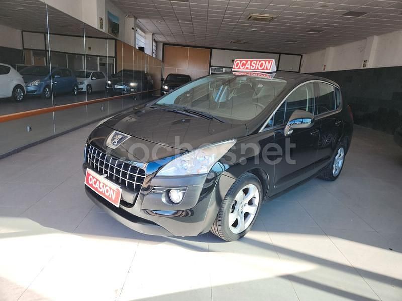 Usado Peugeot 3008 Premium 112 CV (82 kW) 2011 Negro Berlina