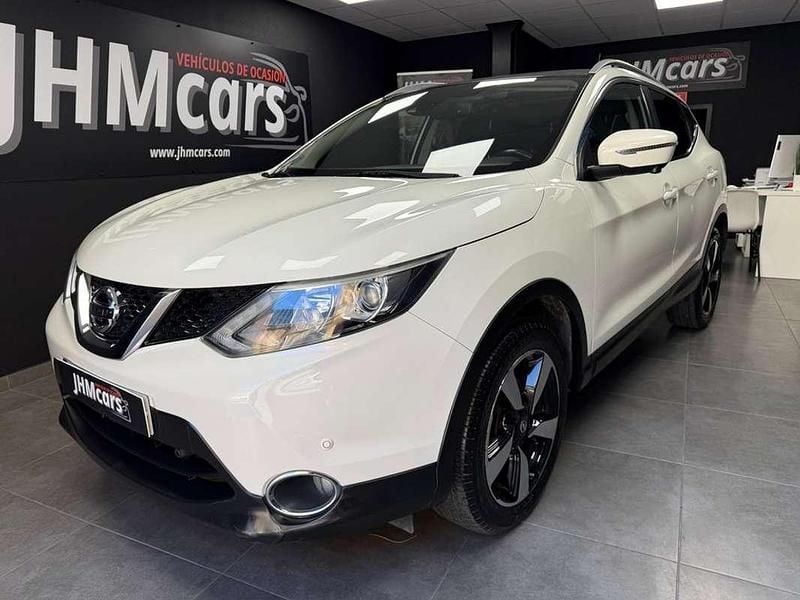 Usado Nissan Qashqai N-Connecta 110 CV (80 kW) 2016 Blanco SUV
