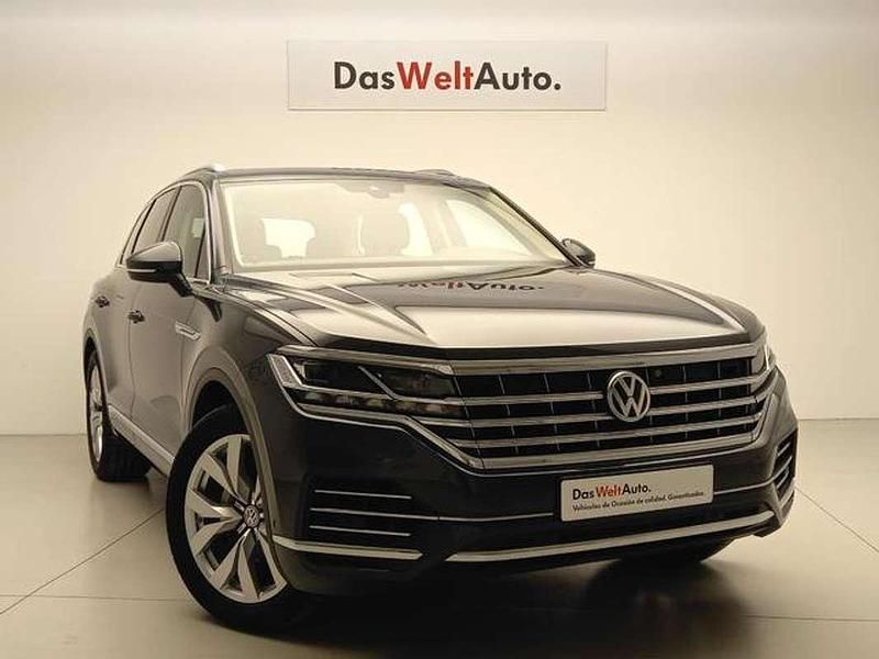 Verde Usado 2021 VW Touareg Atmosphere SUV | 65.900 € - Imagen 1/4