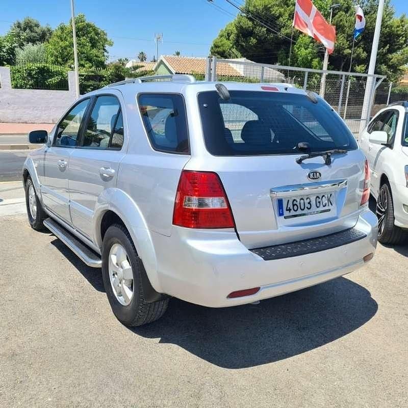 Usado Kia Sorento 170 CV (125 kW) 2008 Gris SUV