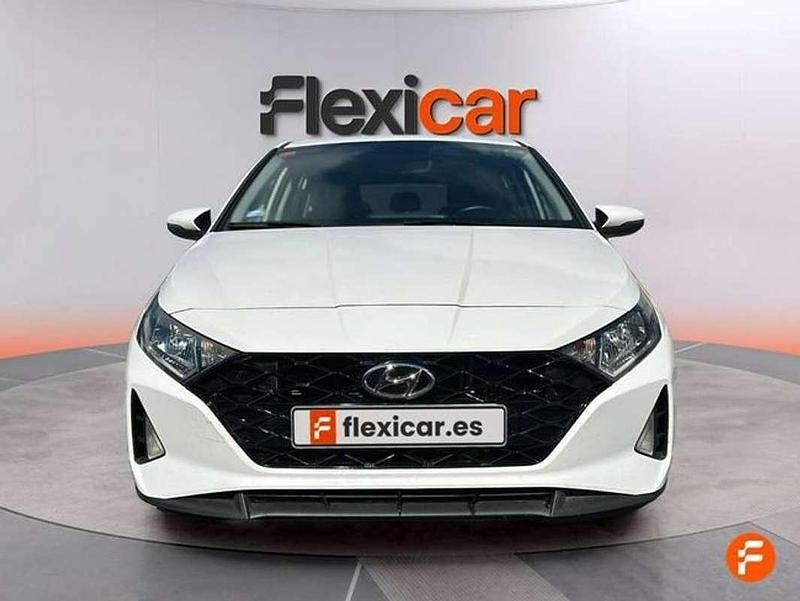 Usado Hyundai i20 101 CV (74 kW) 2021 Blanco Utilitario