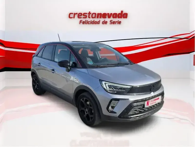 Usado Opel Crossland GS Line 110 CV (80 kW) 2022 Gris / plata SUV