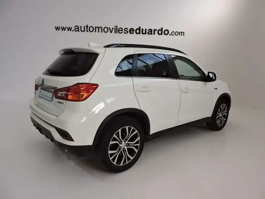 Usado Mitsubishi ASX Motion 117 CV (86 kW) 2019 Blanco SUV