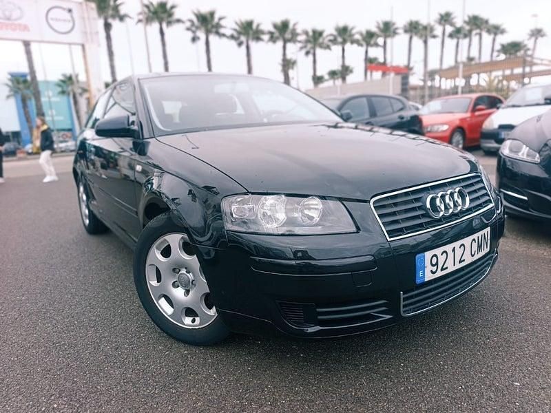 Usado Audi A3 Ambiente 102 CV (75 kW) 2003 Negro Utilitario