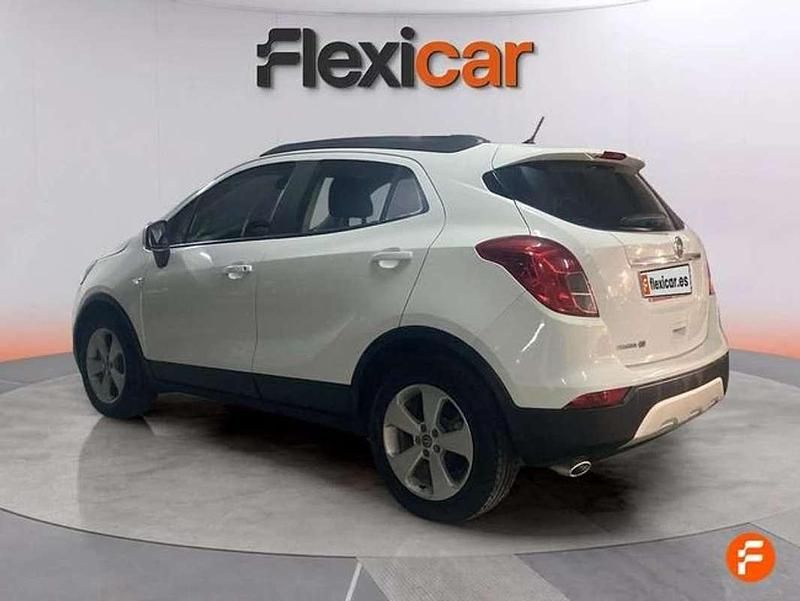Usado Opel Mokka Selective 136 CV (100 kW) 2019 Blanco SUV