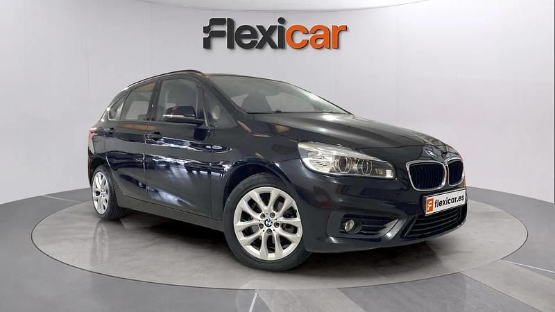 Usado BMW 218 Comfort Edition 150 CV (110 kW) 2015 Negro Familiar