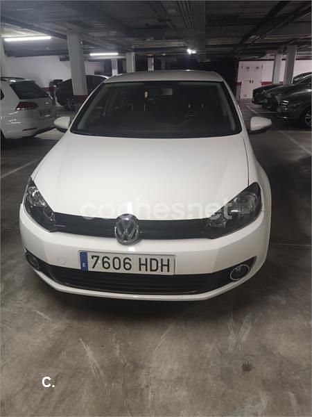Blanco Usado 2011 VW Golf VI Edition Berlina | 8200 € (Precio justo) - Imagen 1/4