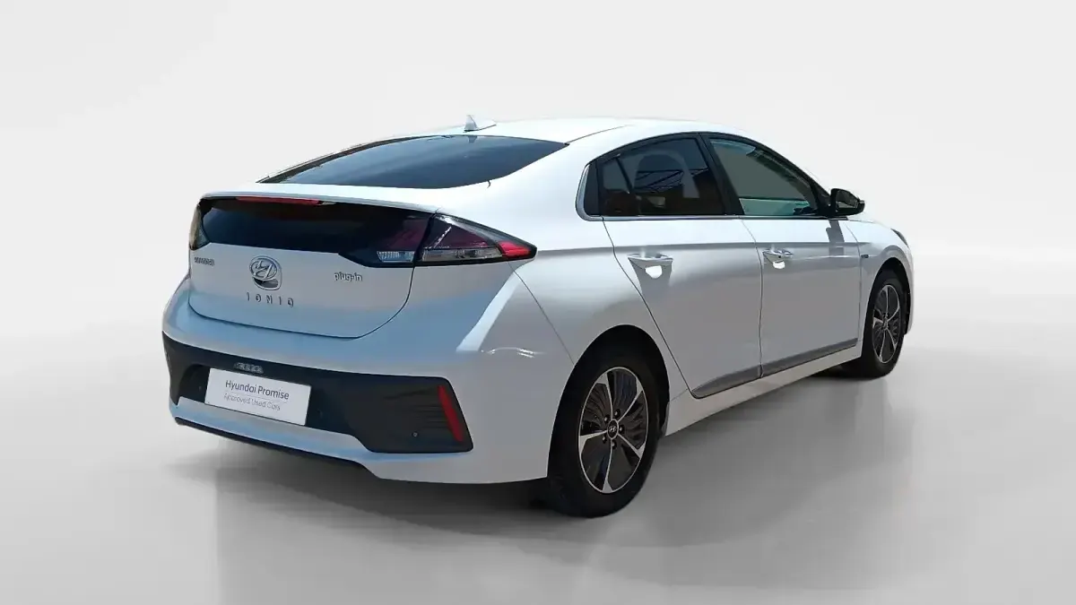 Usado Hyundai Ioniq 141 CV (103 kW) 2020 Blanco Utilitario