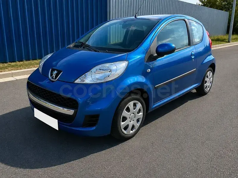 Usado Peugeot 107 68 CV (50 kW) 2009 Azul Utilitario