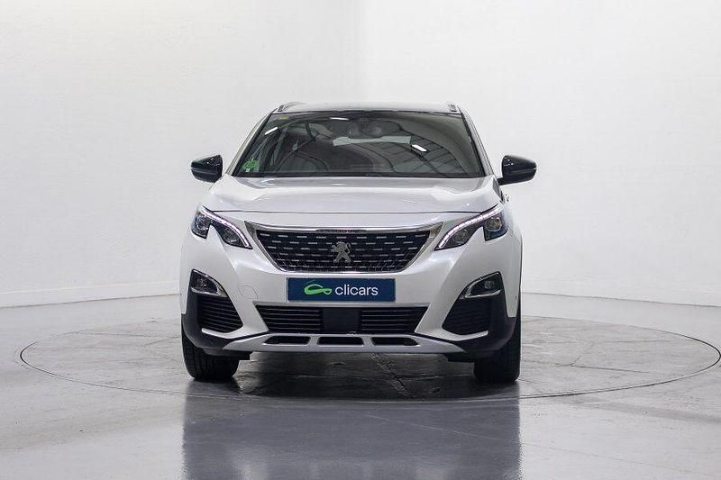 Usado Peugeot 5008 GT-line 130 CV (95 kW) 2020 Blanco SUV