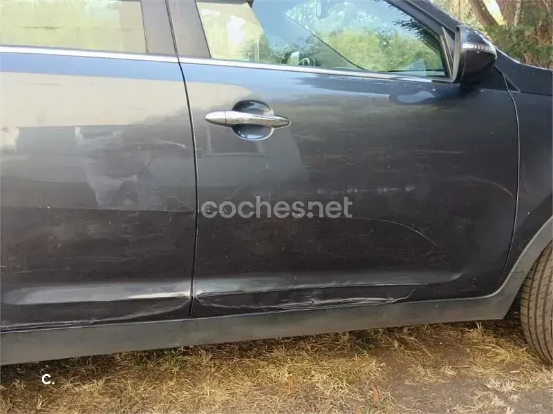 Usado Kia Sportage 115 CV (84 kW) 2014 Gris / plata SUV