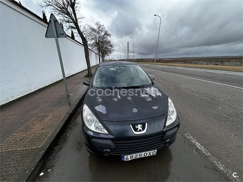 Gris / plata Usado 2006 Peugeot 307 Berlina | 590 € (Super precio) - Imagen 1/4