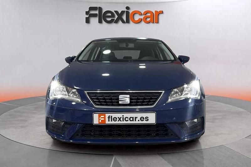 Usado Seat Leon Reference 115 CV (84 kW) 2018 Azul Berlina