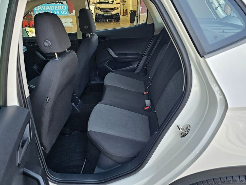 Blanco Usado 2022 Seat Arona Reference SUV | 14.990 € (Precio justo) - Imagen 1/4