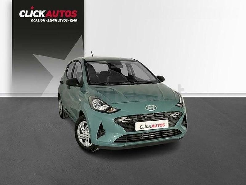 Usado Hyundai i10 67 CV (49 kW) 2024 Verde Utilitario